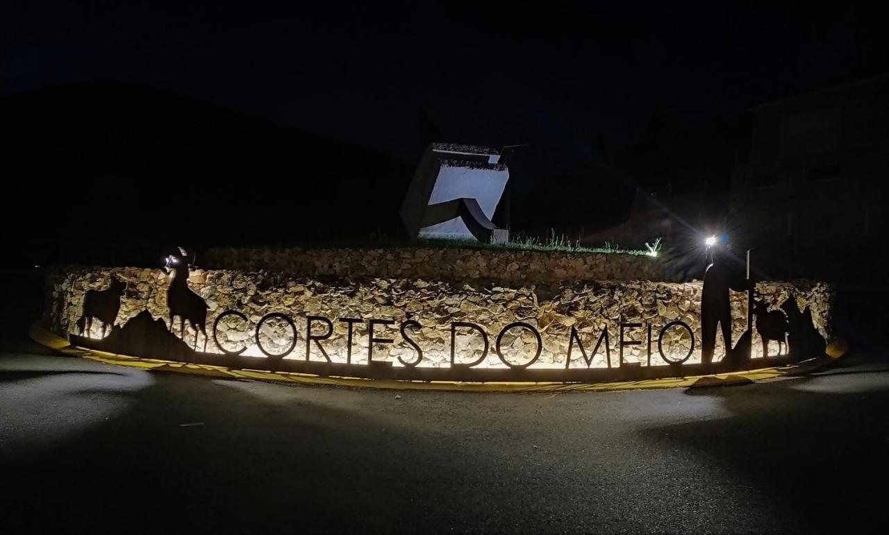 Abrigo Do Cabecinho - Serra Da Estrela Cortes do Meio Exterior foto