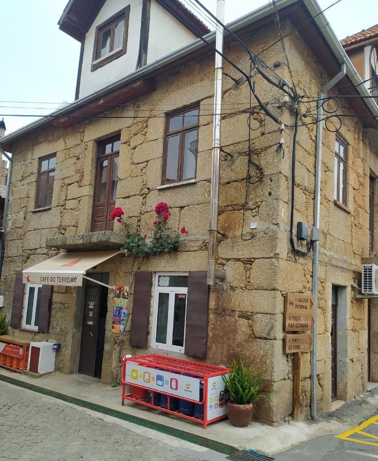 Abrigo Do Cabecinho - Serra Da Estrela Cortes do Meio Exterior foto